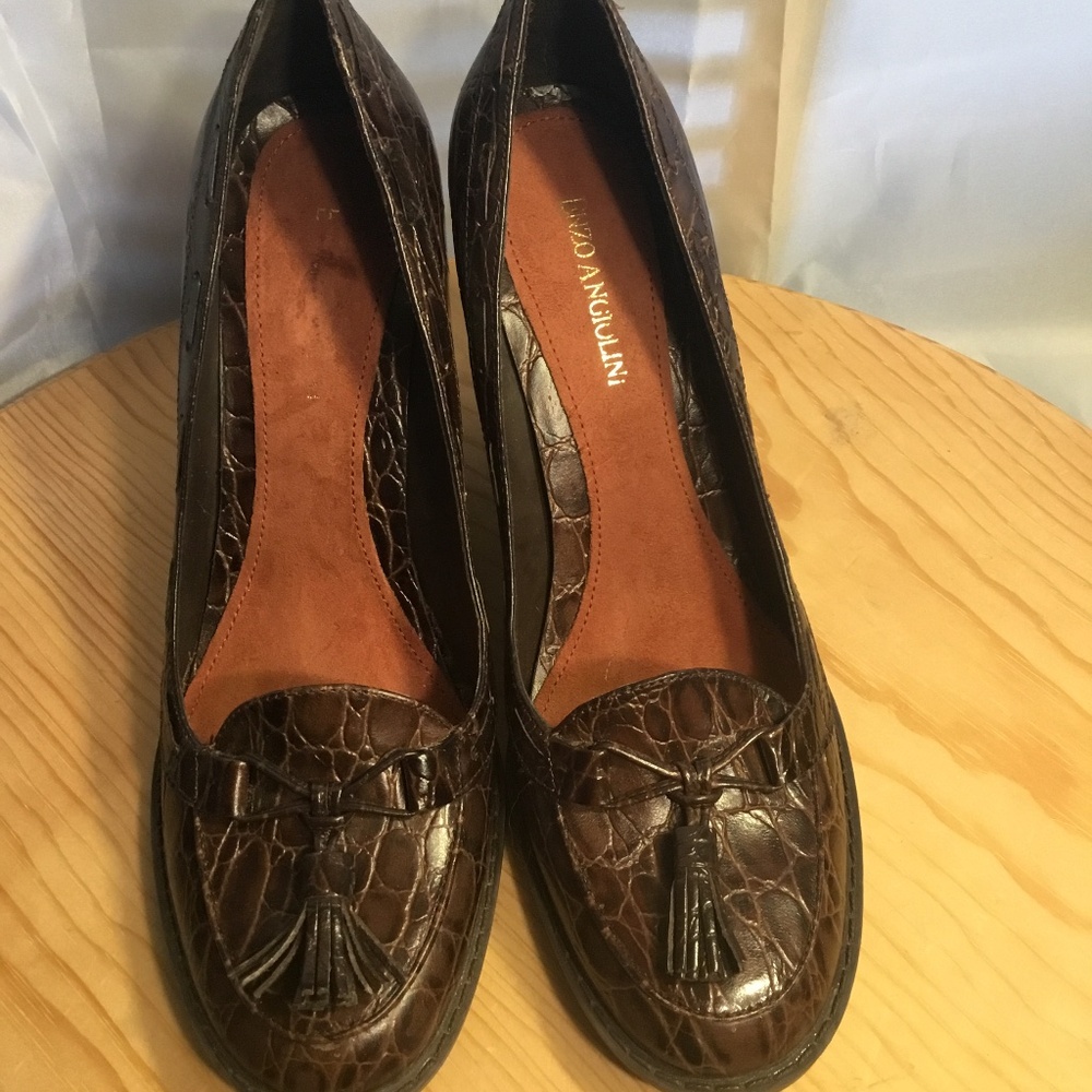 Enzo Angiolini Brown Croc-Embossed Tassel Heels